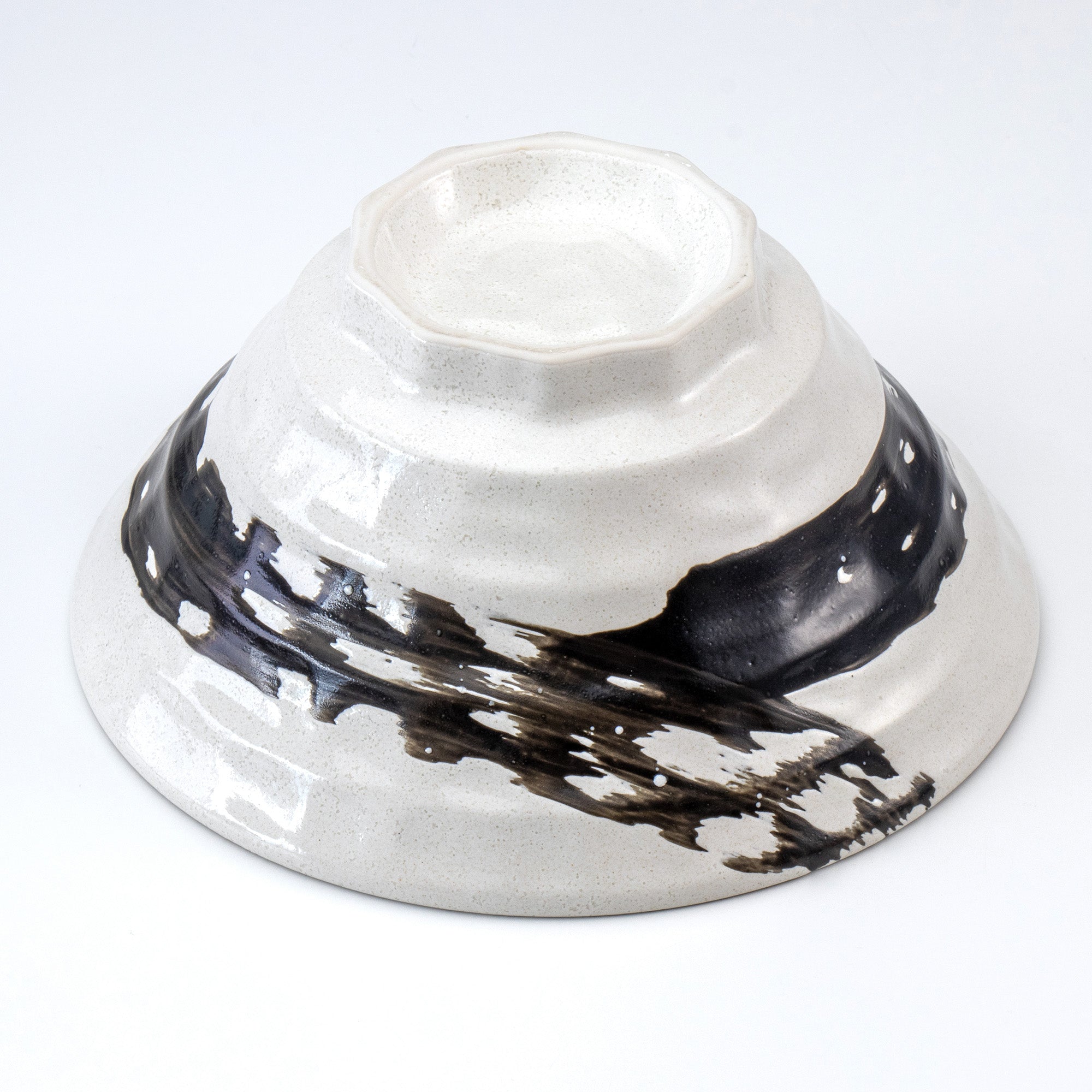 Mino-yaki Ceramic Noodle Bowl - Brushed, White
