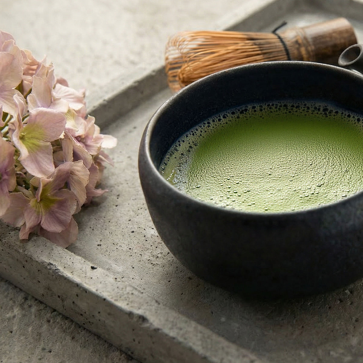 Kasumi Mino-yaki matcha bowl, view 4
